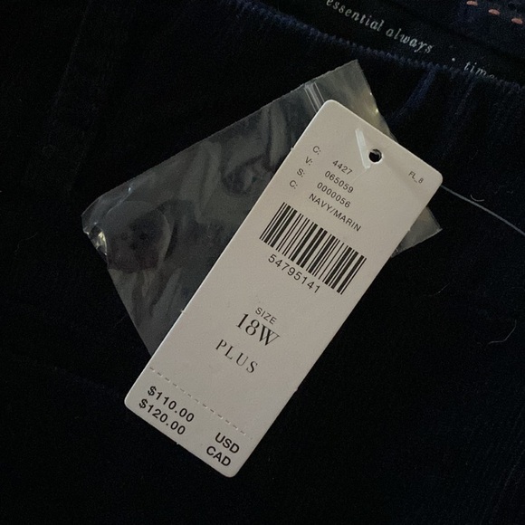 ANTHROPOLOGIE | Essential Corduroy Cropped Flare Trousers - Picture 6 of 6